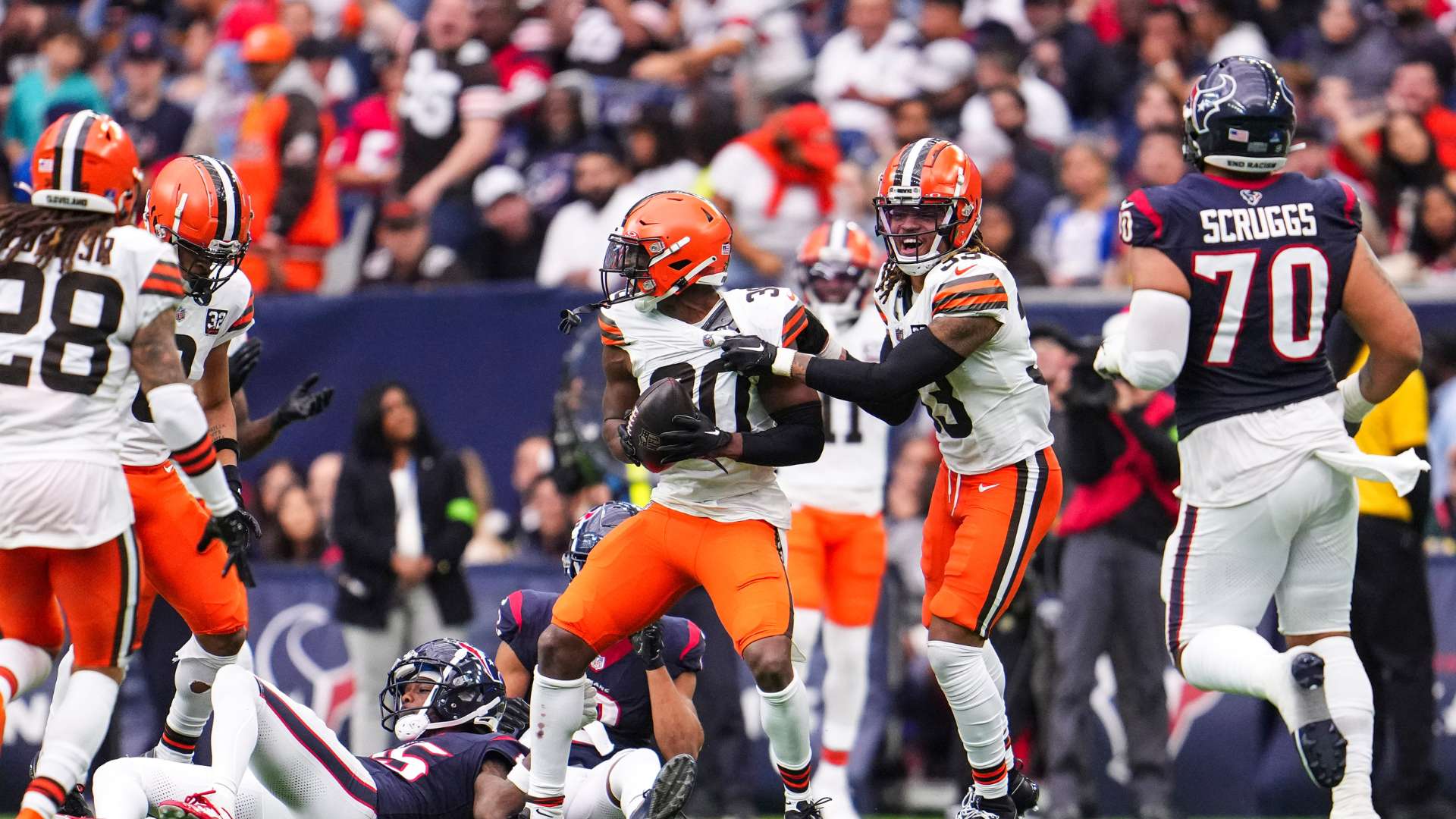 他在球场上 他在球场上